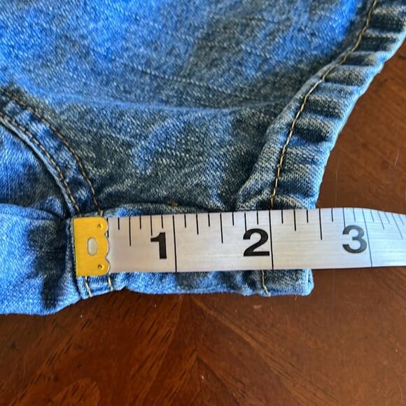 Circo Girls S 6/6X Blue Denim Jeans Shorts with Sequin and Embroidery - Picture 9 of 9